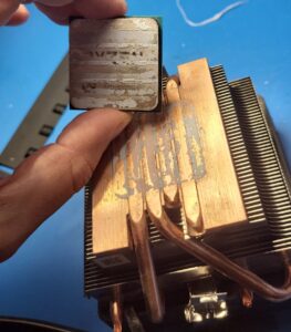 curatare calculator gaming si inlocuire pasta (1)